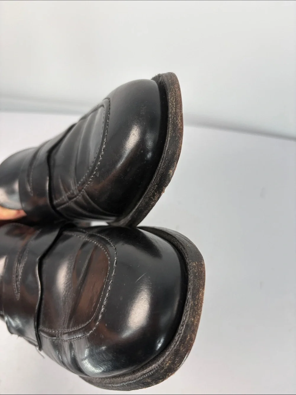 🦢 Johnston & Murphy Black Leather Penny Loafers
